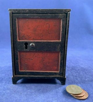 Antique Vintage Cast Iron (ci) Still Bank - Safe With Key
