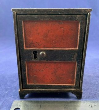 Antique Vintage Cast Iron (CI) Still Bank - Safe with Key 2