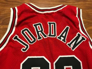 MENS VINTAGE AUTHENTIC CHAMPION MICHAEL JORDAN CHICAGO BULLS SEWN JERSEY SIZE 44 12