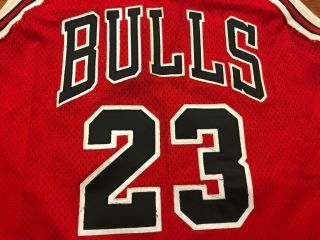 MENS VINTAGE AUTHENTIC CHAMPION MICHAEL JORDAN CHICAGO BULLS SEWN JERSEY SIZE 44 3