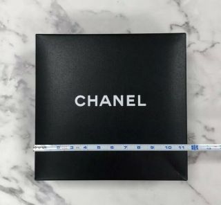 Authentic Chanel Vintage Handbag Storage Gift Box,  Gift Bag 11.  5” x 11” x 4.  25” 7