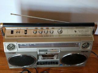 Vintage RT - 8930S MQSS Toshiba Stereo Boombox LCD Quartz Clock Cassette Radio 8