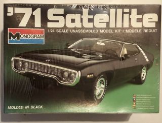 1/24 Monogram 1971 Plymouth Satellite Car Auto Unbuilt Model Kit