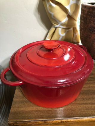 Vintage Red Le Creuset 26 5.  5qt Dutch Oven France