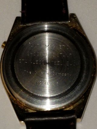 Vintage 1970s Gillette Model 315 Men ' s LED Watch S&H 6