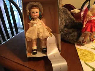 Madame Alexanderkins 8” Vintage Jointed Box