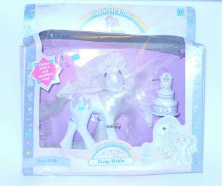 197 Vintage My Little Pony Factory & Complete Pony Bride &