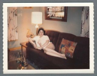 Kinky Amateur Couch - Sex Housewife Nude Woman Vintage Color Polaroid Photo,  1960s