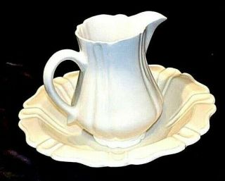 White Ceramic Wash Basin With Water Pitcher U.  S.  A.  Aa18 - 1260 Vintage