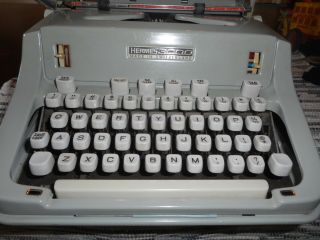 vtg hermes 3000 cursive typewriter 3