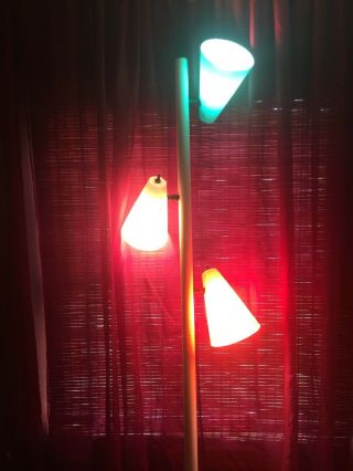 Vintage Retro Tension Pole Floor Lamp 3 Globe Bright Colored Cone Shades Funky 2