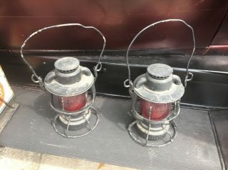 Pair Western Maryland Railroad Antique Lanterns Red Globes Dietz Vesta