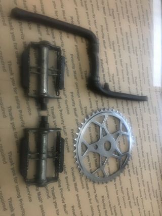 Vintage Mongoose Crank,  44t Snowflake Srpocket & Pedals off 79 Motomag 2