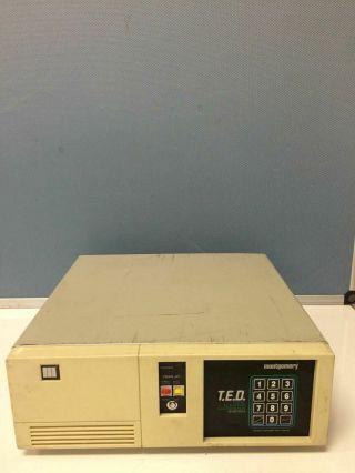 Vintage Montgomery T.  E.  D Computer Powers On Great Deal