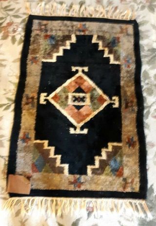 Vintage Native American Indian HAND woven Rug 33 