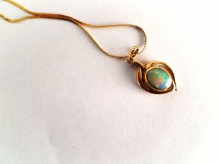 Vintage 14kt.  Yellow Gold Oval Opal Necklace