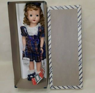 Vintage Hard Plastic Roberta Ann Walking Doll Minty W/ Orig.  Box $68.  99