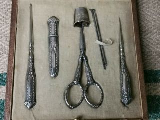 A 19th Century French Silver Sewing Etui Necessaire 3