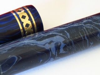 Vintage Mabie Todd Swan VISOFIL V Fountain Pen in rare blue marble pattern 2