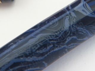 Vintage Mabie Todd Swan VISOFIL V Fountain Pen in rare blue marble pattern 6