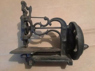 Antique Vintage Heavy Cast Iron Toy Sewing Machine