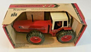 1/16 Vintage Ertl Die - Cast Ih International Harvester 3588 2,  2 4wd Tractor W/box
