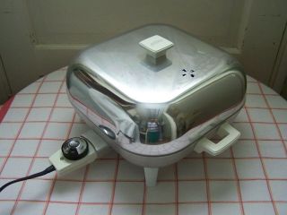 Vtg 1960s Rare White Accents Sunbeam Automatic Electric Frypan W/box