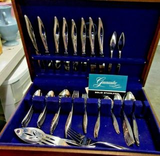 Vintage Oneidacraft Deluxe Stainless Flatware Textura W/chest 75 Pc -