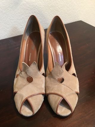 Remix Vintage Classics Tan/beige/brown Block Heels/shoes,  Suede Leather,  Size 8