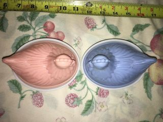 2 Rare VTG HAZEL ATLAS Opalescent Milk Glass CHICKEN HEN on NEST Pink Blue 4.  5 