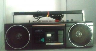 Vintage Aiwa Stereo Cs - 210u Boombox 4 Band W/power Cord