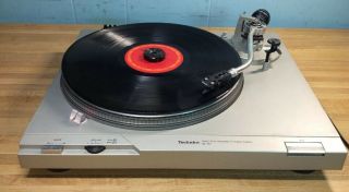 Vintage Technics Sl - D2 Turntable Direct Drive Automatic Record Player