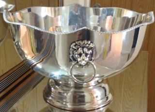 Large Vintage Silver Plated On Copper Punch Bowl With Lion Head Handles