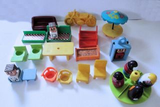 Vintage Plastic Toys People Furniture Hasbro Weebles Playskool Fisher Price 70 