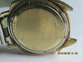 Vintage Men ' s Bulova Accutron M7 watch 14K gold case for parts/repair 270 9