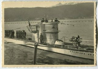 German Wwii Archive Photo: Kriegsmarine U - Boat Crew Lining Up On Upper Deck