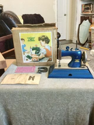 Rare Antique Vintage Casige German Post Wwii Toy Sewing Machine Small Child