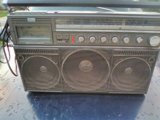 Vintage Magnavox D8443 Radio Cassette Ghetto Blaster 5 Speaker System Boombox