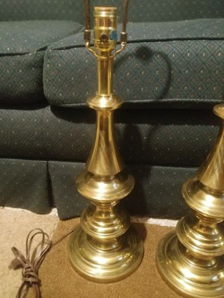 TWO VINTAGE HEAVY BRASS STIFFEL TABLE LAMPS (PAIR) 2