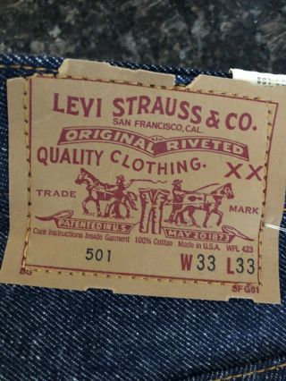 NWT VTG 80s Deadstock Levis 501 SIZE 33x33 Made in USA Dark Wash Rare 4