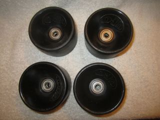 Vintage Ufo Skateboard Wheels In Black Old School