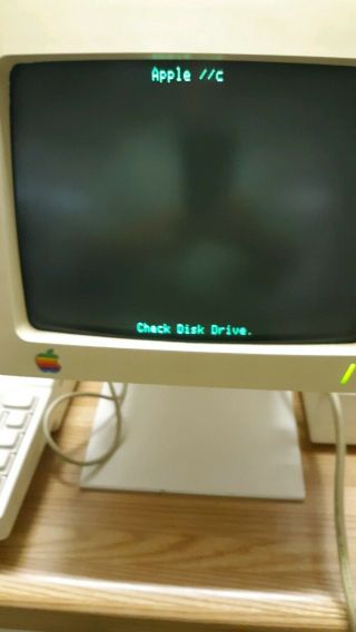 Vintage Apple IIc 2c Model A2S4100 Computer With Monitor And Stand 5
