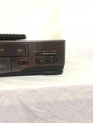 Hitachi VCR w/OEM Remote FX621 VTG VHS Player Quiet Fast Rewind 4 Head 8