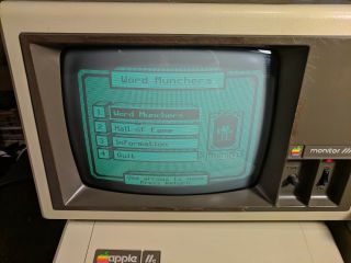 Vintage Apple IIe Personal Computer A2S2064 Green Monitor A3M0039 &Floppy Drives 2