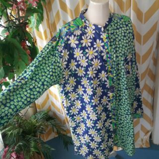 Vintage Lilly Pulitzer Ladies Sz Xl Green Blue Floral Tiger Print Button Up Top