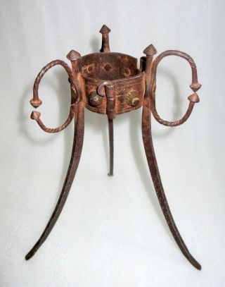 1850 Antique Old Rare Iron Hand Engraved Tribal Mughal Period Opium Filter Stand 2