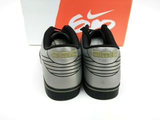 RARE Nike Dunk Low 6.  0 SE Delorean DMC - 12 Men ' s Size 9.  5 4