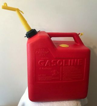 Vintage Chilton Gas Can 6 Gallon Vented W/ Screened Spout Mod.  P60