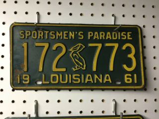 1961 PAIR VINTAGE LOUISIANA LICENSE PLATES PLATE 172 773 AND 172 774 2
