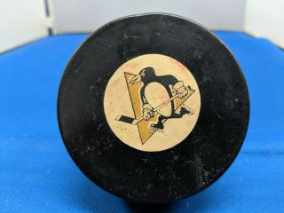 Vintage Nhl Pittsburgh Penguins Art Ross / Converse Screened Logo Puck 1969/77